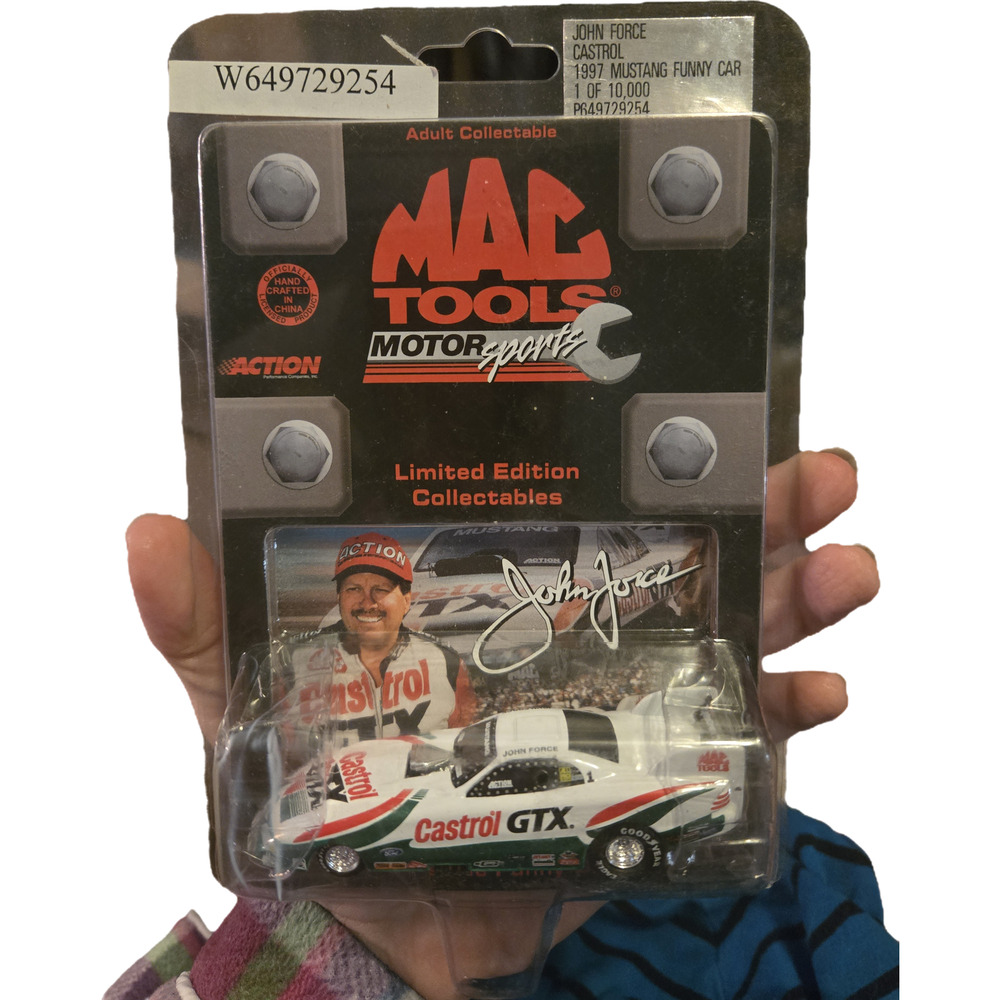 John Force Castrol 1997 Mustang Funny Car Mac Tools Action Platinum 1:64